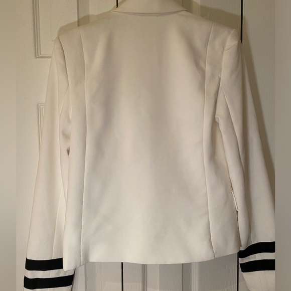 L’AGENCE Marine White Nautical Cropped Blazer Jacket with Striped Sleeves US2 - Picture 14 of 14